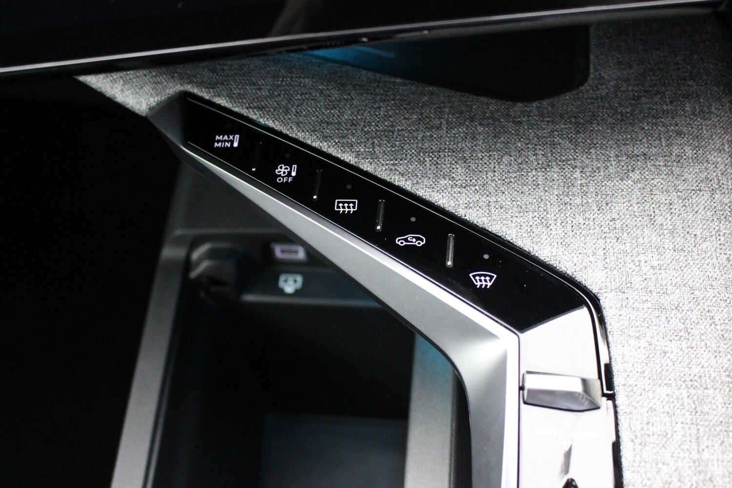 Used Peugeot 3008 2025 for sale - 76272928: Photo 24