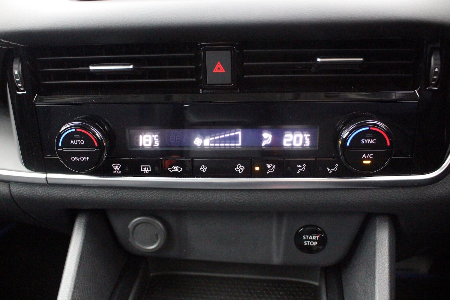 Used Nissan Qashqai 2024 for sale - 76384320: Photo 14