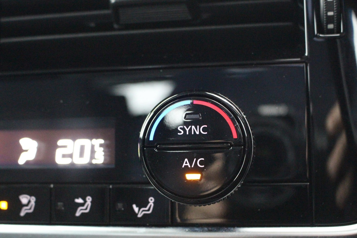 Used Nissan Qashqai 2024 for sale - 76384320: Photo 25