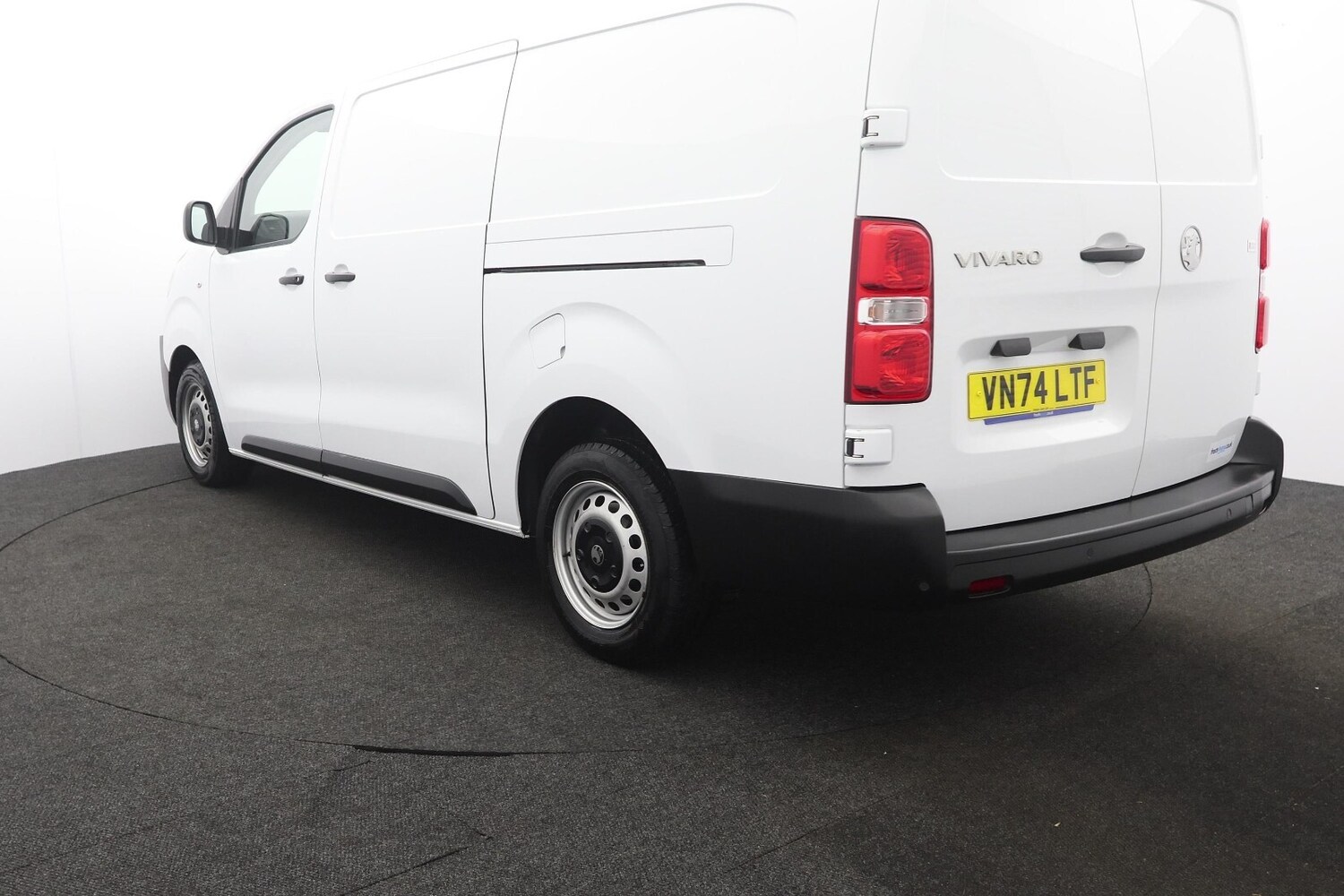 Used Vauxhall Vivaro 2024 for sale - 77855756: Photo 3