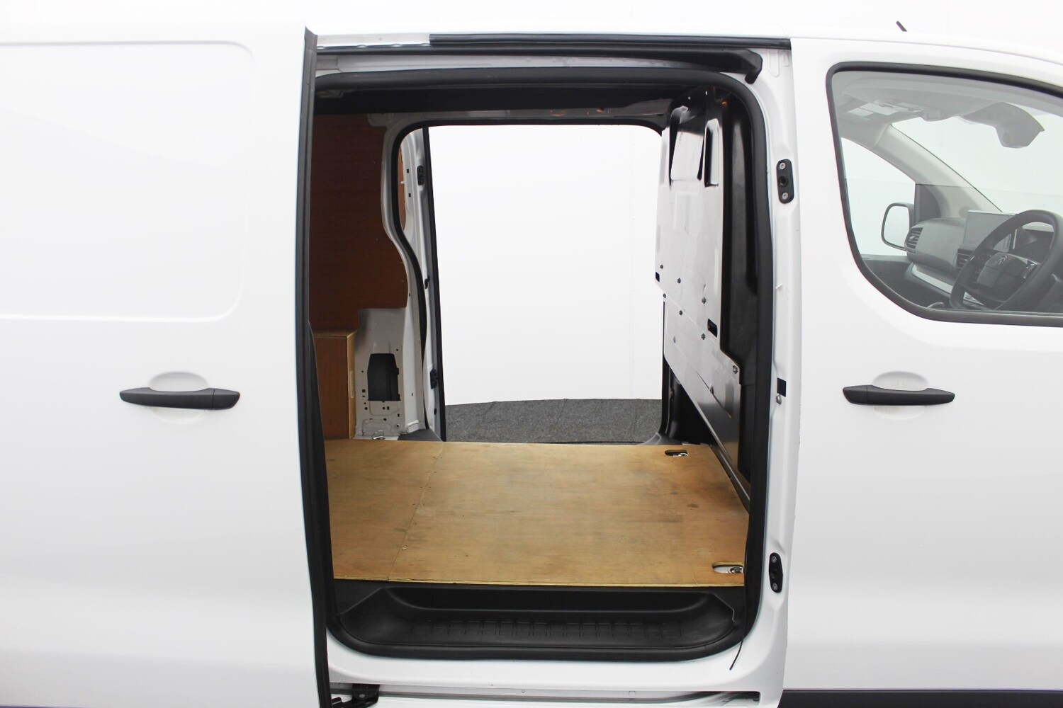 Used Vauxhall Vivaro 2024 for sale - 77855756: Photo 8