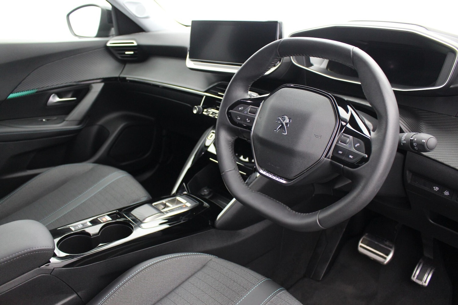 Used Peugeot 2008 2022 for sale - 78186917: Photo 11