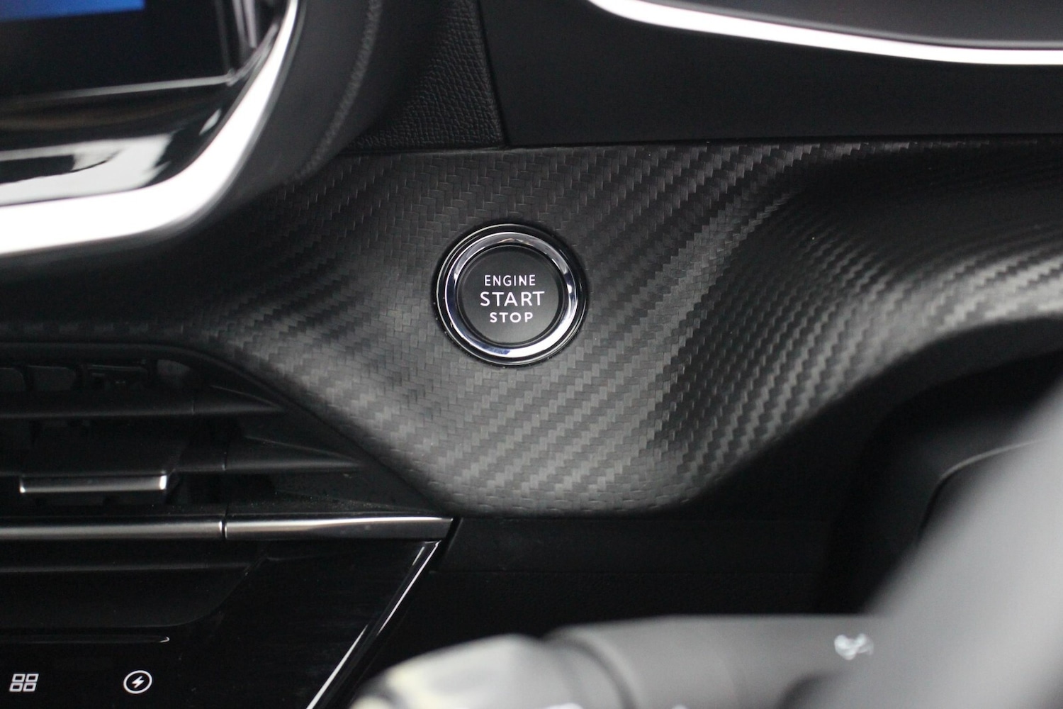 Used Peugeot 2008 2022 for sale - 78186917: Photo 20