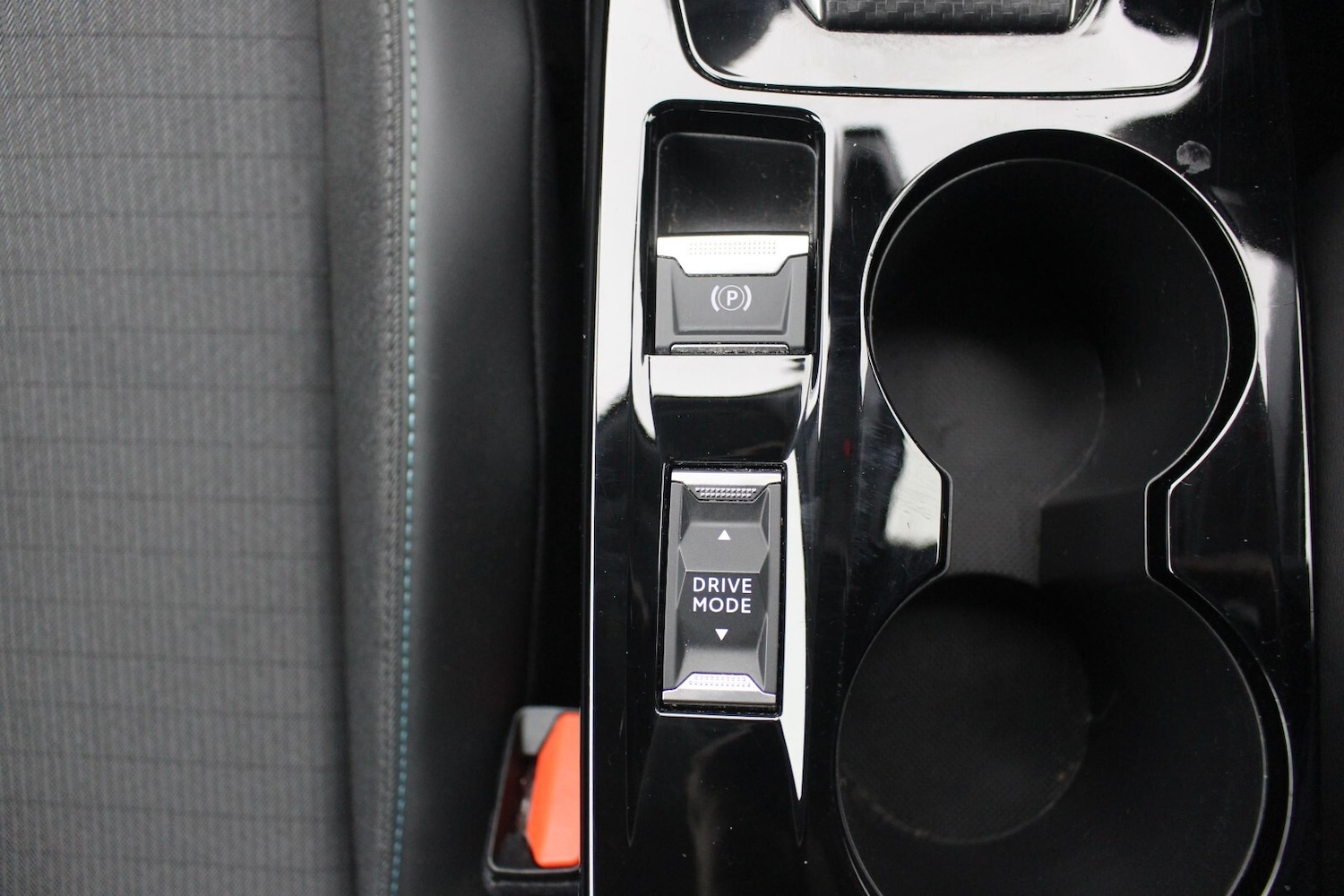 Used Peugeot 2008 2022 for sale - 78186917: Photo 22