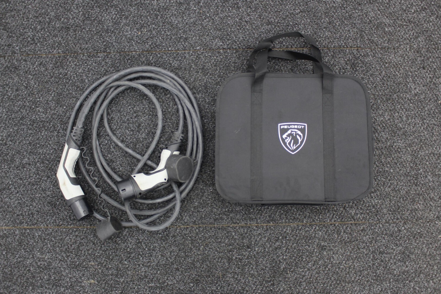 Used Peugeot 2008 2022 for sale - 78186917: Photo 28