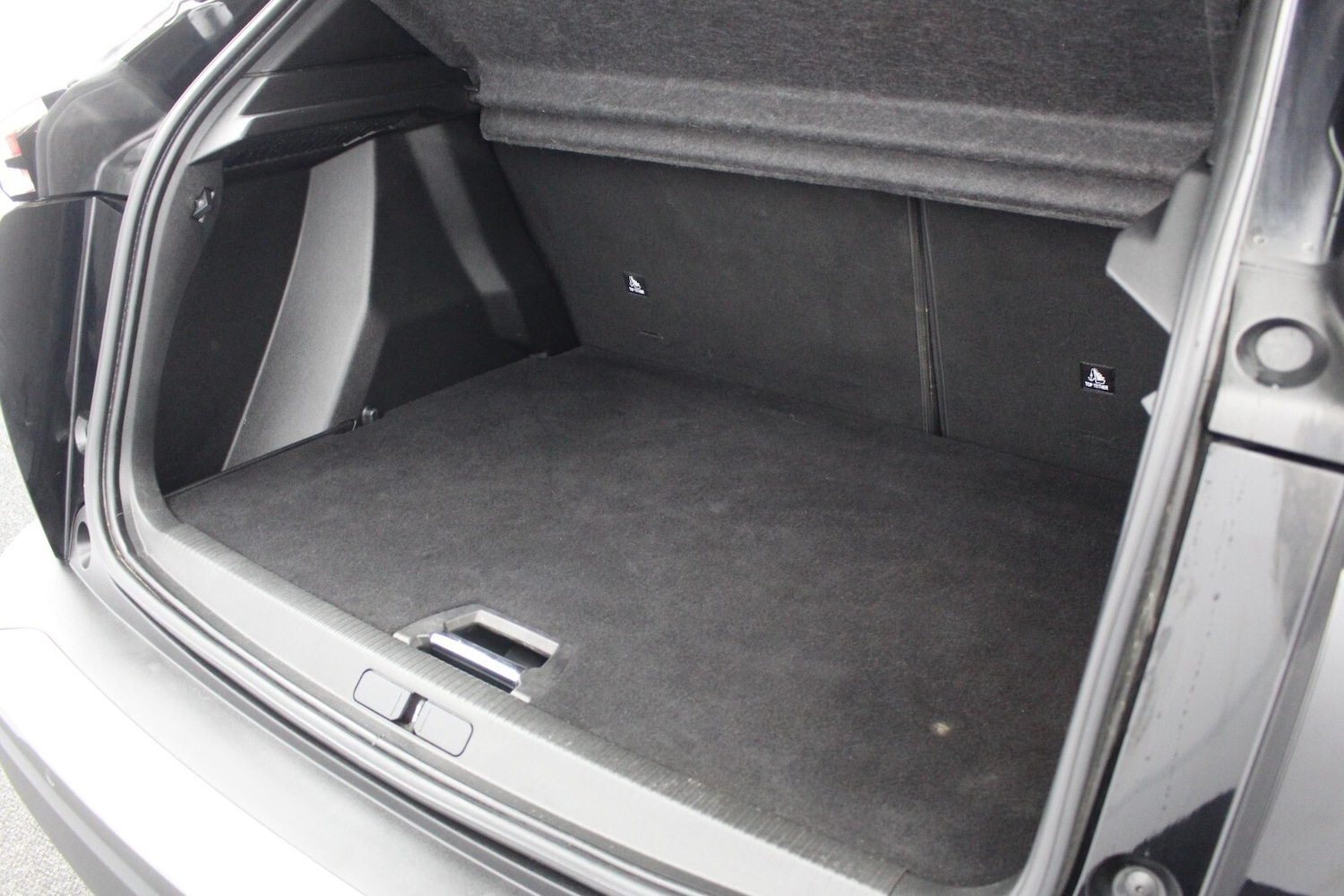 Used Peugeot 2008 2022 for sale - 78186917: Photo 34