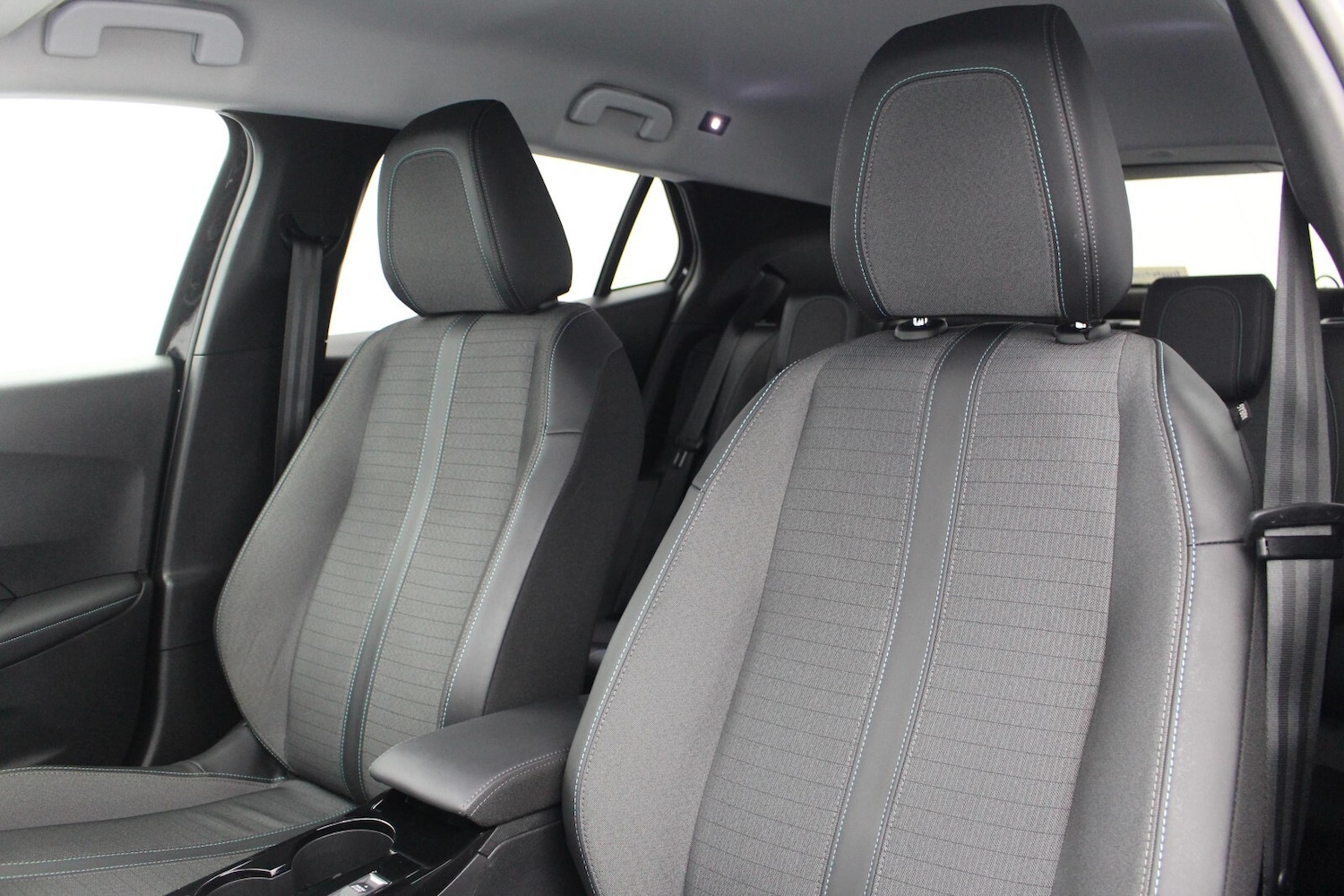 Used Peugeot 2008 2022 for sale - 78186917: Photo 9