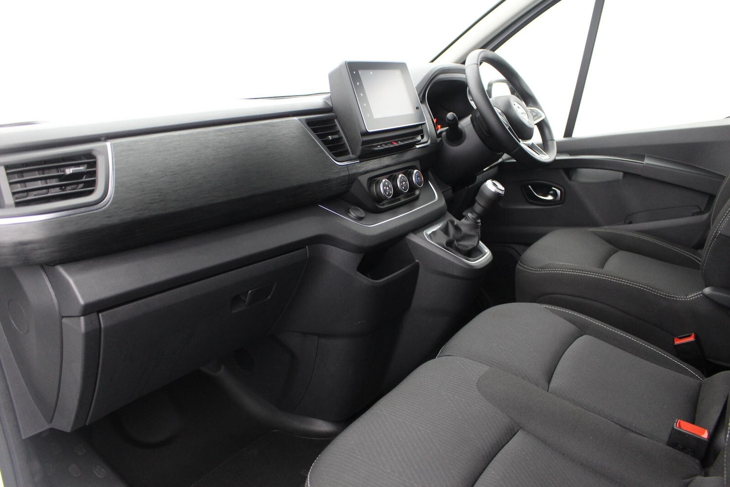 Used Nissan Primastar 2023 for sale - 77047656: Photo 6