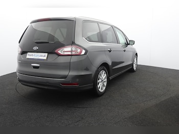 Used Ford Galaxy 2017 for sale - 76954287: Photo
