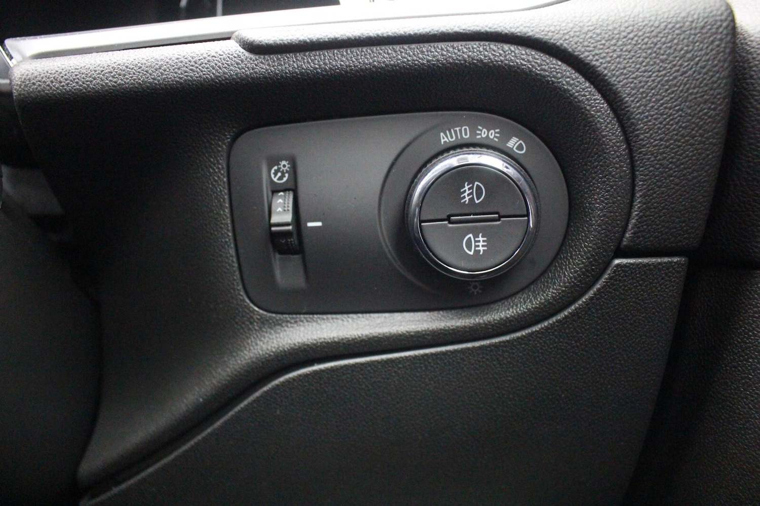 Used Vauxhall Grandland 2024 for sale - 76954196: Photo 23