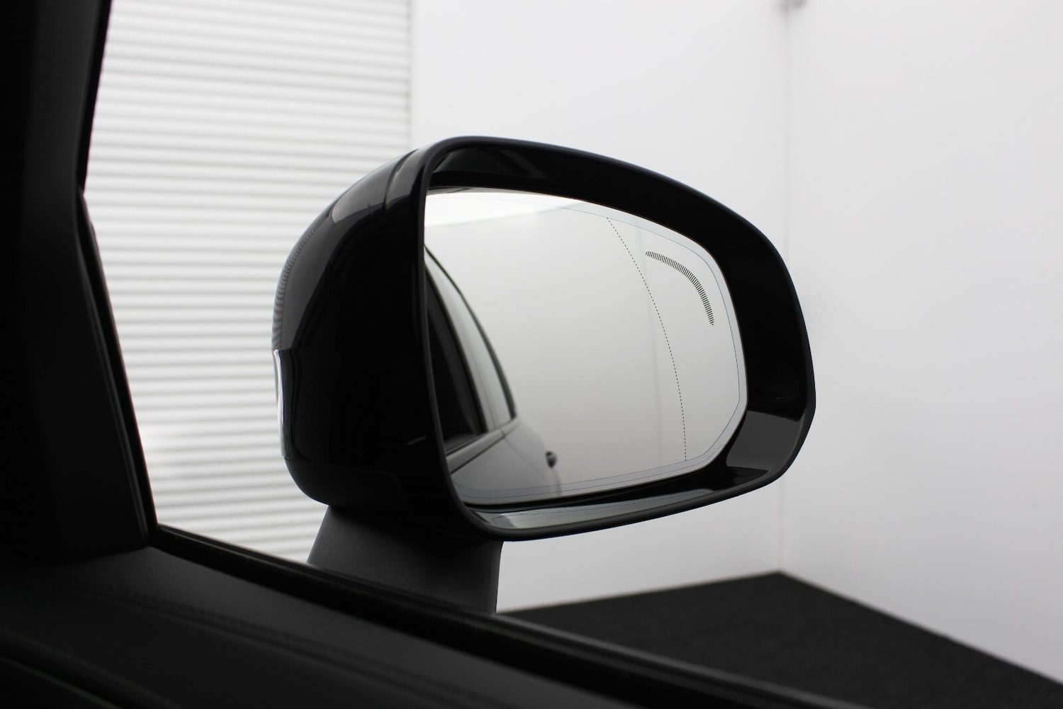 Used Volvo XC90 2023 for sale - 76479645: Photo 43