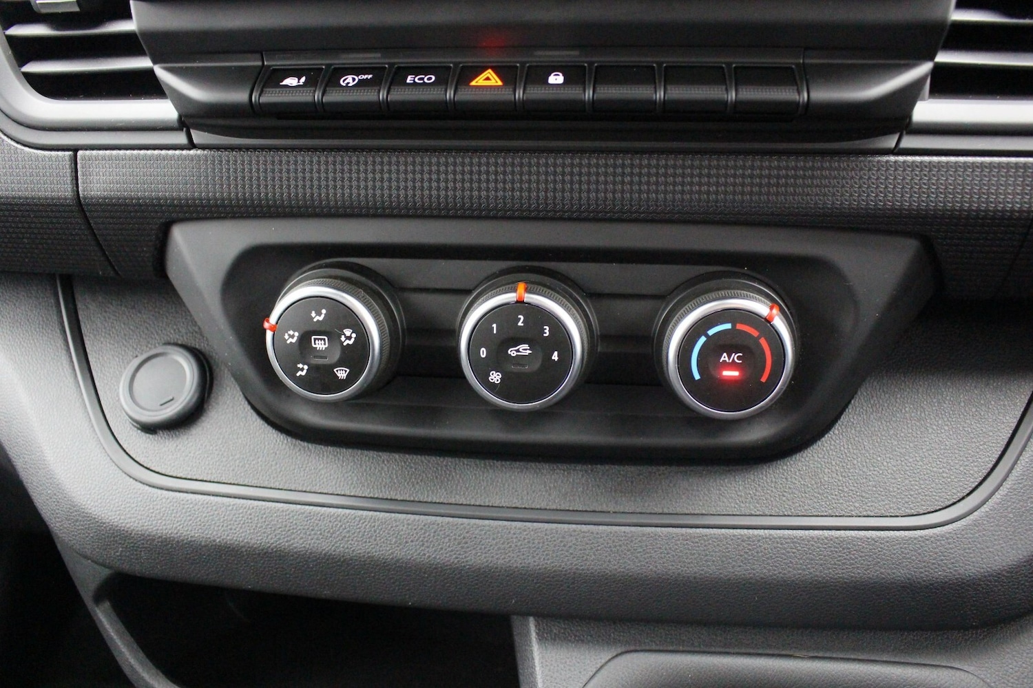 Used Renault Trafic 2024 for sale - 76265487: Photo 18