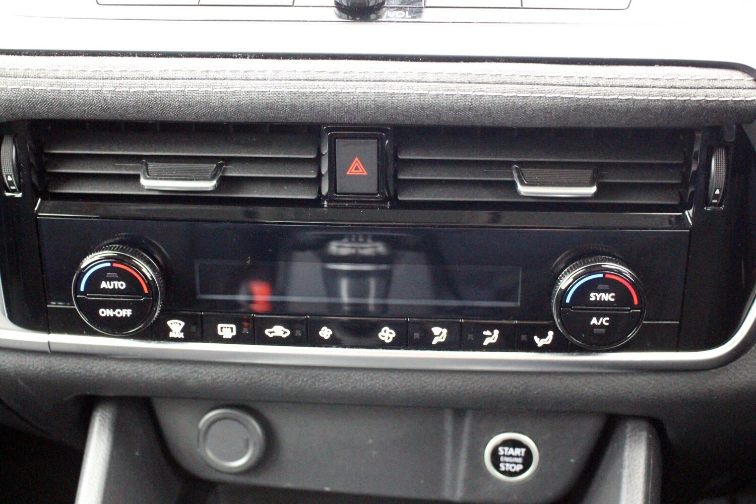 Used Nissan Qashqai 2024 for sale - 77660334: Photo 14