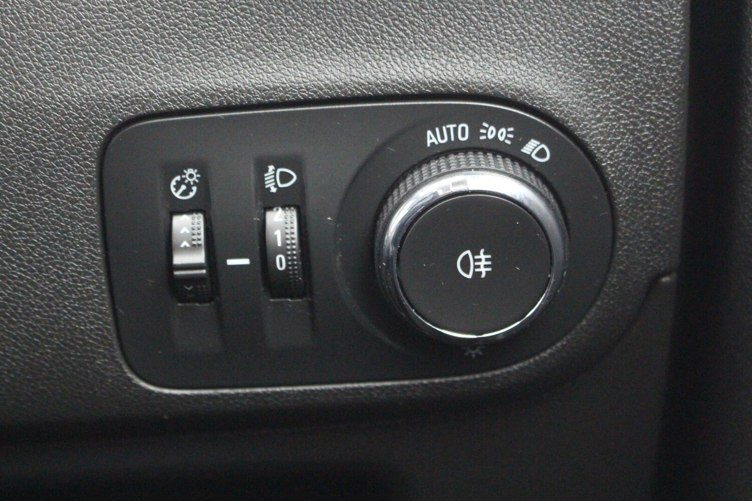 Used Vauxhall Crossland 2021 for sale - 76533677: Photo 16