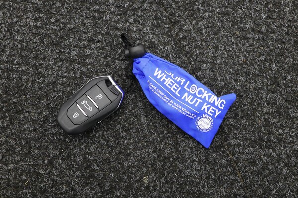 Used Vauxhall Mokka 2021 for sale - 75715396: Photo 32