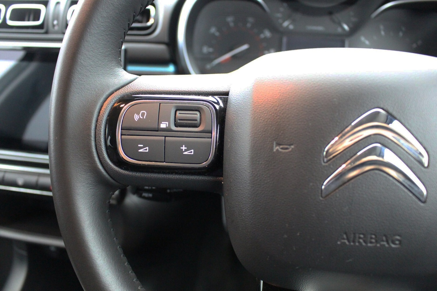 Used Citroen C3 2023 for sale - 76614824: Photo 17