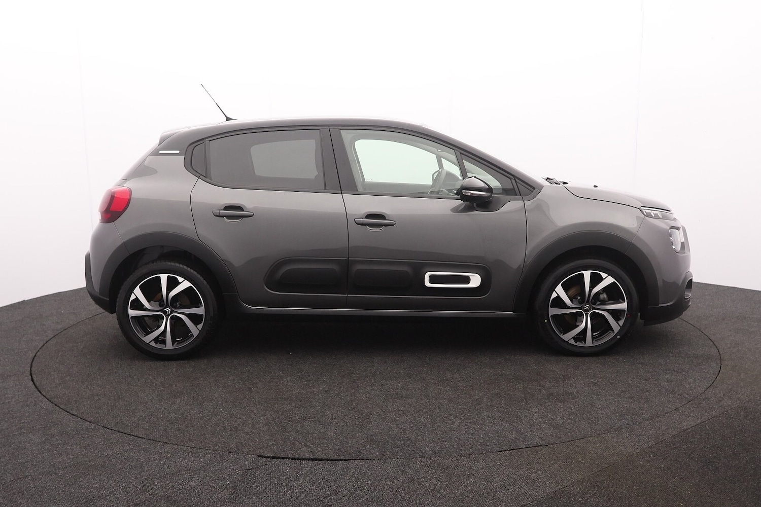 Used Citroen C3 2023 for sale - 76614824: Photo 2