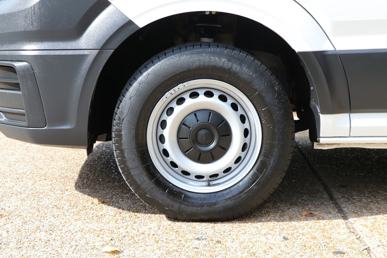 Used Volkswagen Crafter 2024 for sale - 76302427: Photo 48