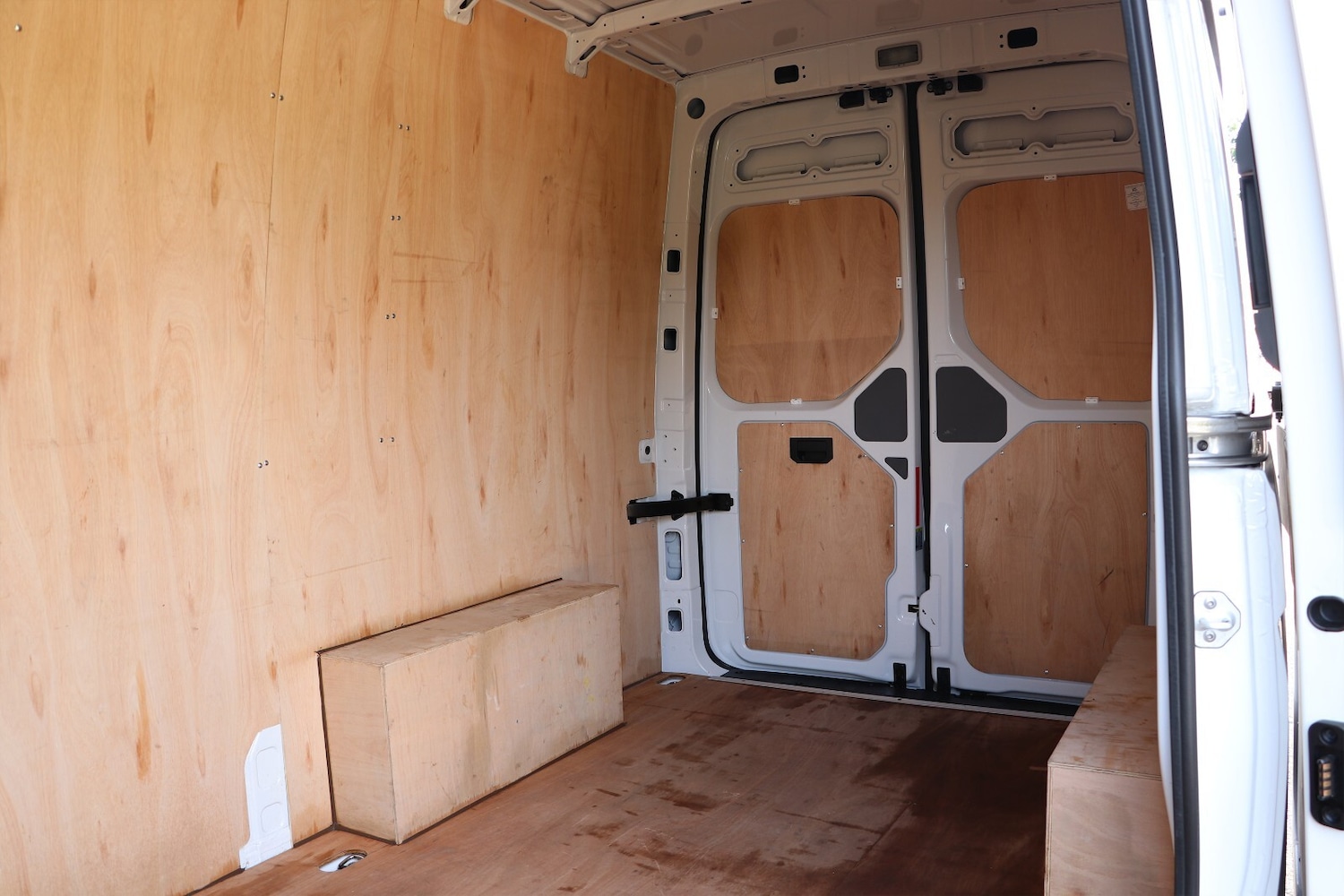 Used Volkswagen Crafter 2024 for sale - 76302427: Photo 9