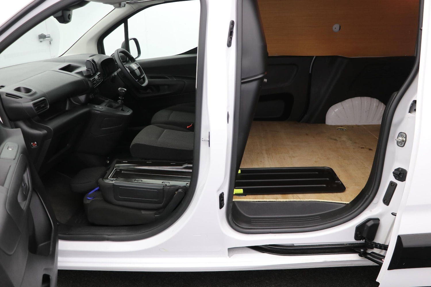 Used Vauxhall Combo 2024 for sale - 77740016: Photo 30