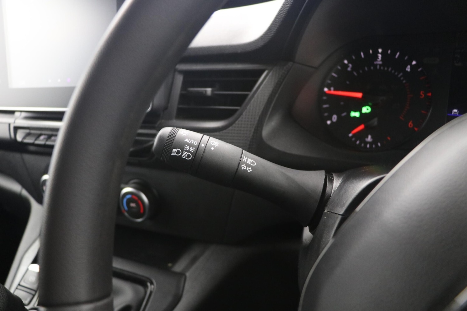 Used Renault Kangoo 2024 for sale - 77717888: Photo 23