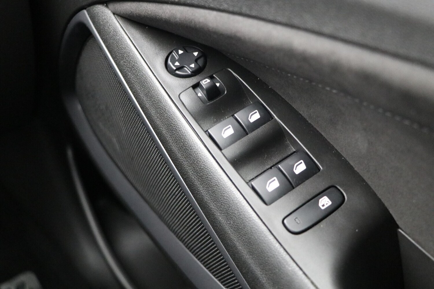 Used Vauxhall Crossland 2022 for sale - 77420363: Photo 22