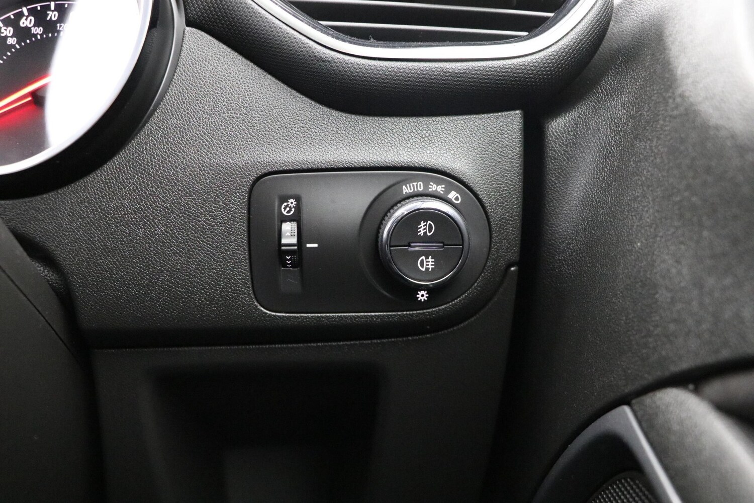 Used Vauxhall Crossland 2022 for sale - 77420363: Photo 24