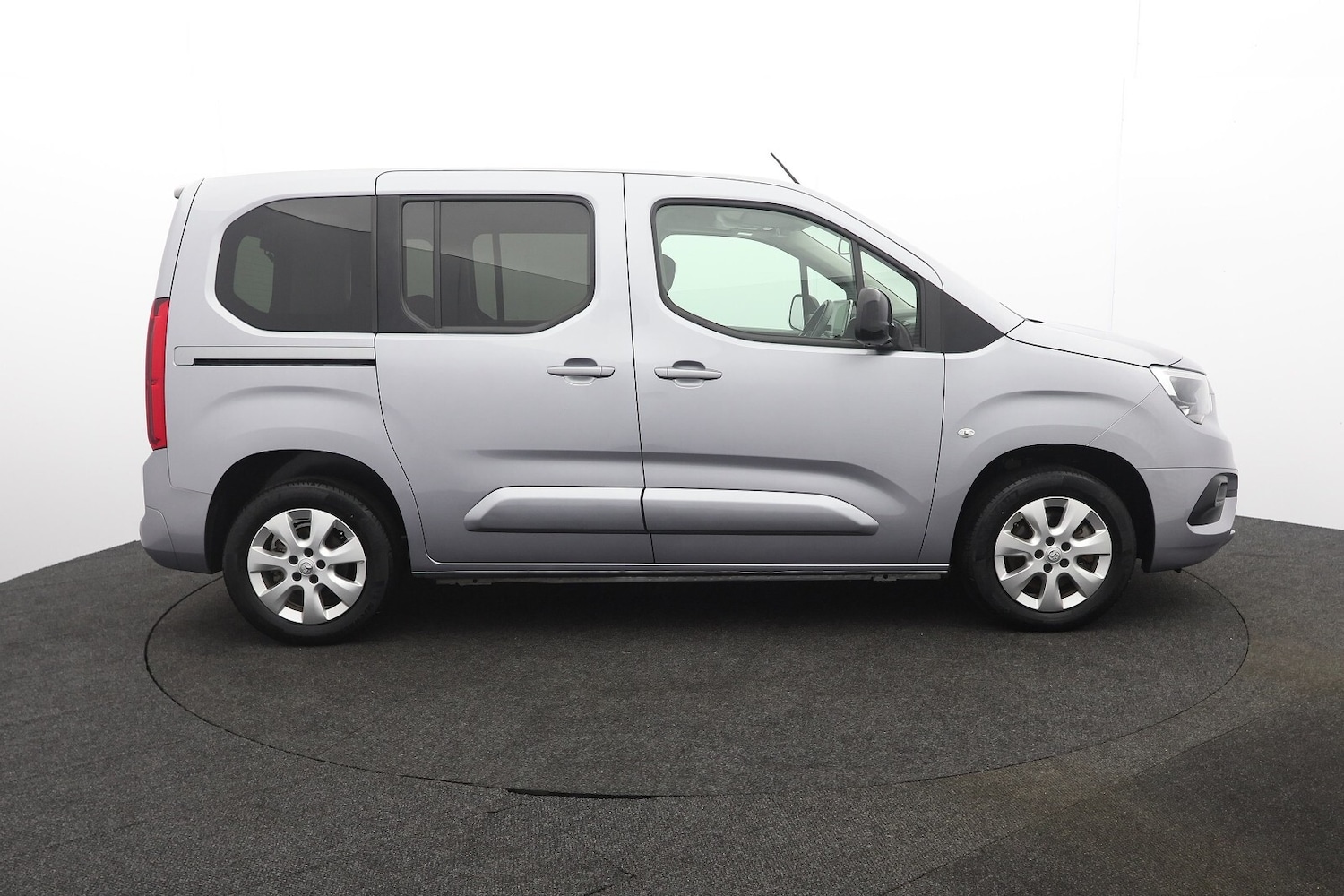 Used Vauxhall Combo Life 2022 for sale - 78165677: Photo 3