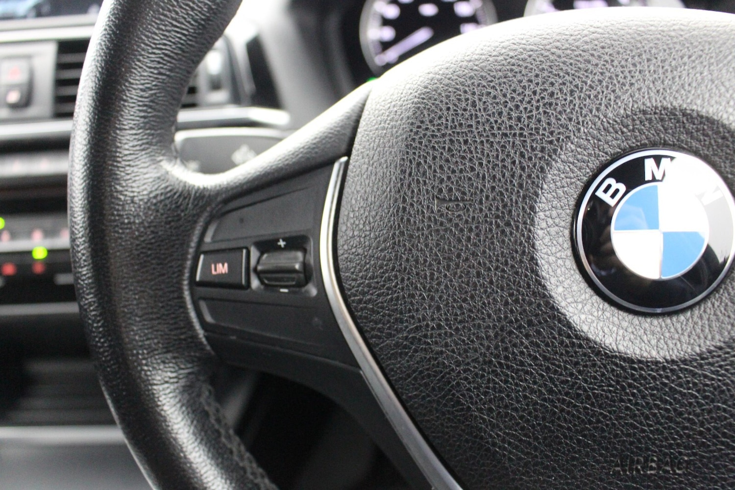 Used BMW 1 Series 2018 for sale - 76660751: Photo 17