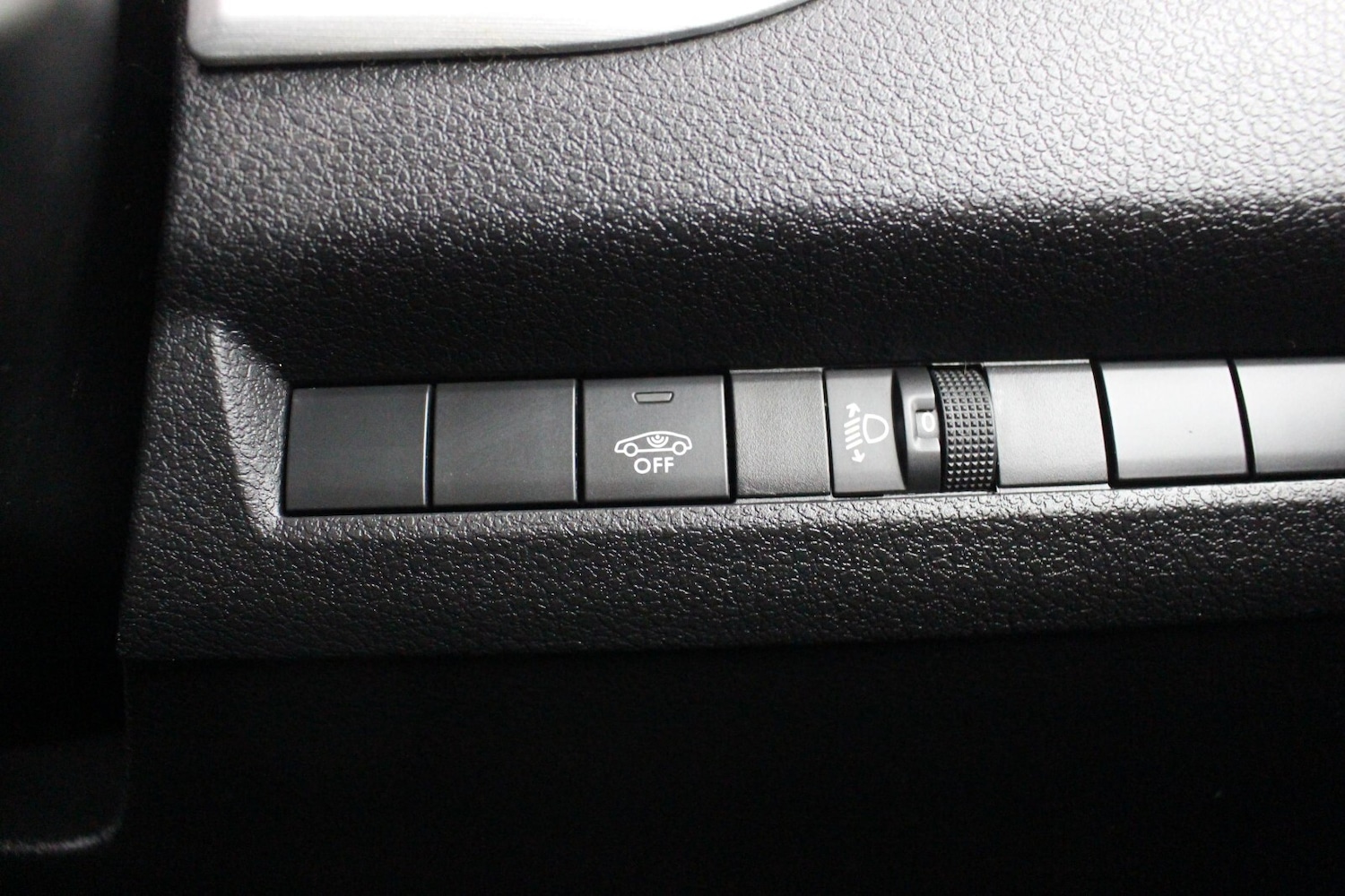 Used Peugeot Traveller 2020 for sale - 77512588: Photo 31