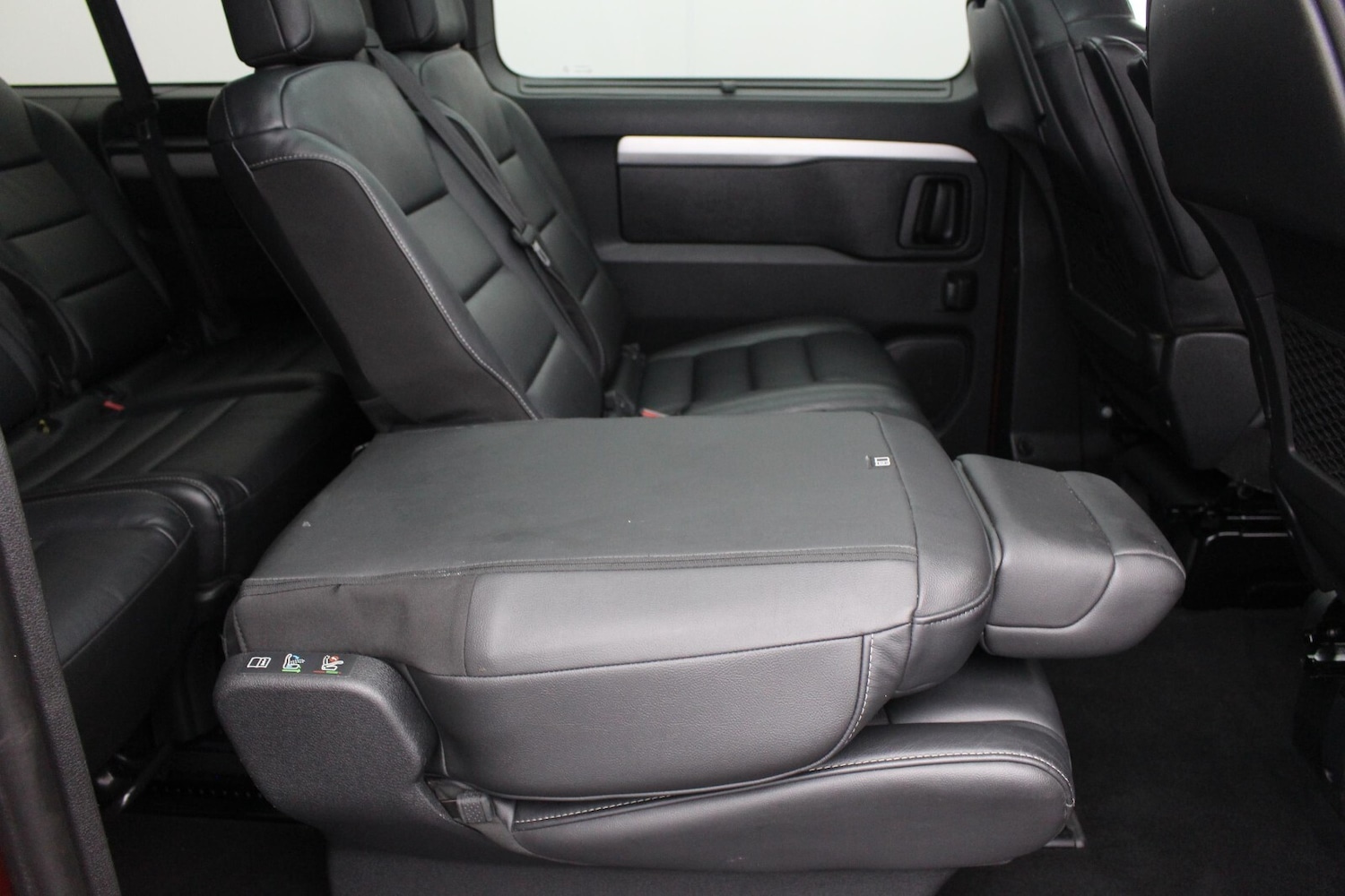 Used Peugeot Traveller 2020 for sale - 77512588: Photo 43