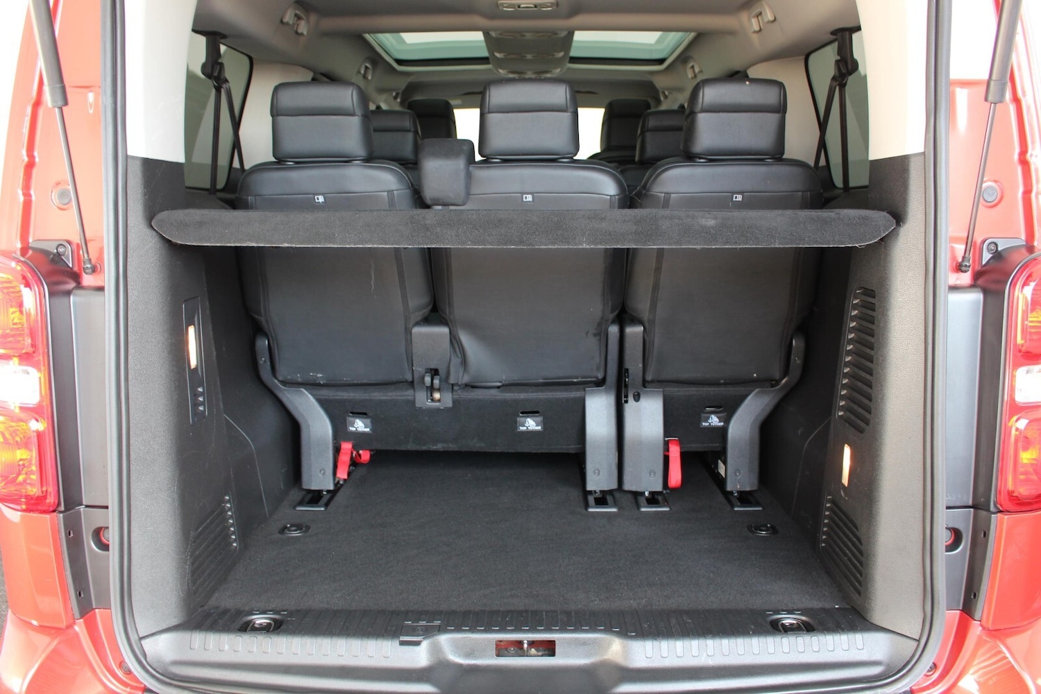 Used Peugeot Traveller 2020 for sale - 77512588: Photo 48