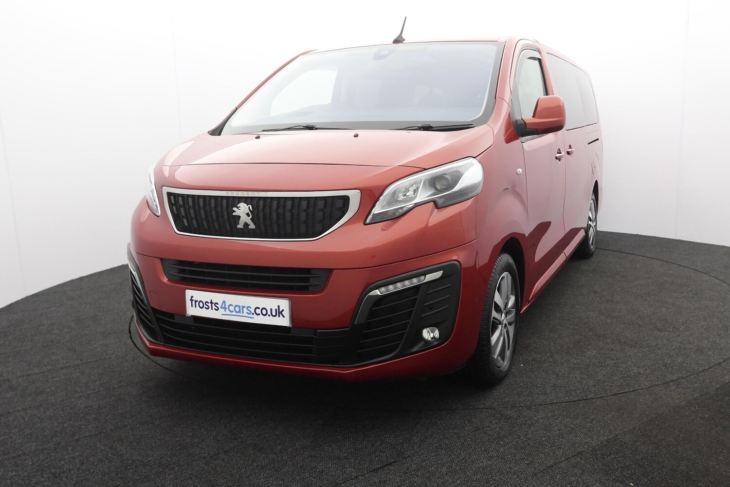 Used Peugeot Traveller 2020 for sale - 77512588: Photo 52