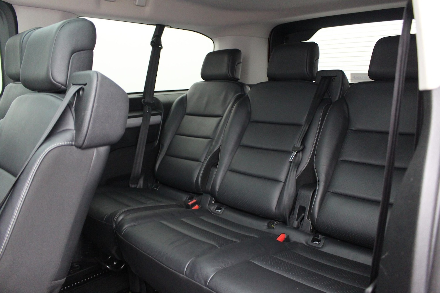 Used Peugeot Traveller 2020 for sale - 77512588: Photo 9