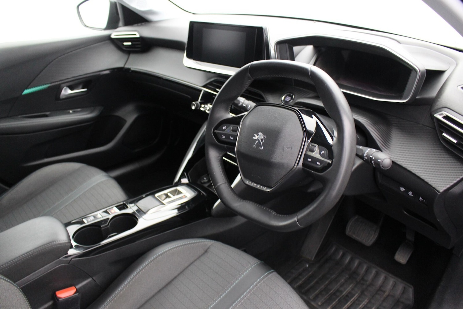 Used Peugeot 208 2022 for sale - 76539848: Photo 10