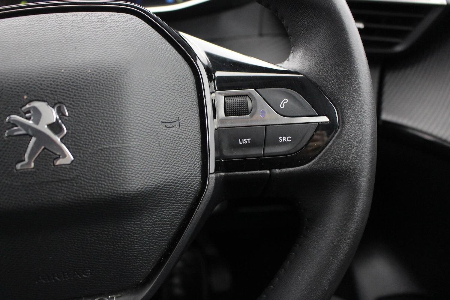 Used Peugeot 208 2022 for sale - 76539848: Photo 16