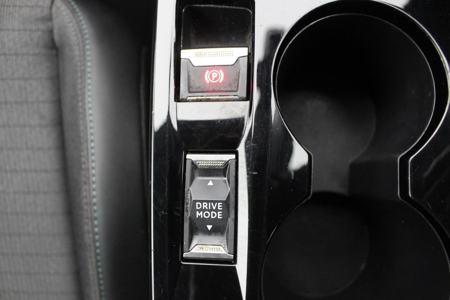 Used Peugeot 208 2022 for sale - 76539848: Photo 23