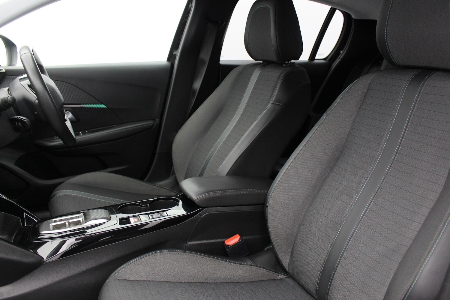 Used Peugeot 208 2022 for sale - 76539848: Photo 7