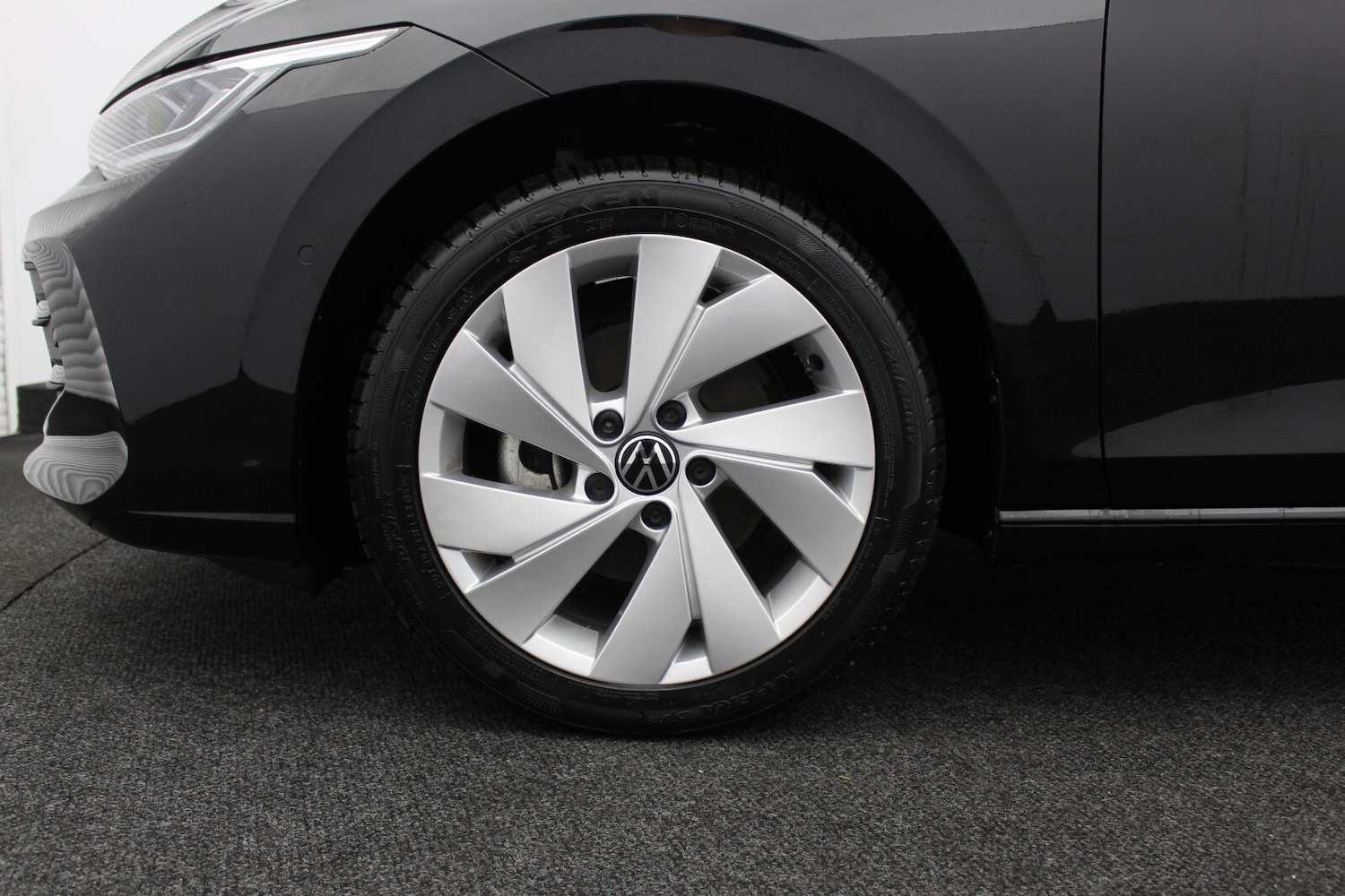 Used Volkswagen Golf 2025 for sale - 76984029: Photo 41