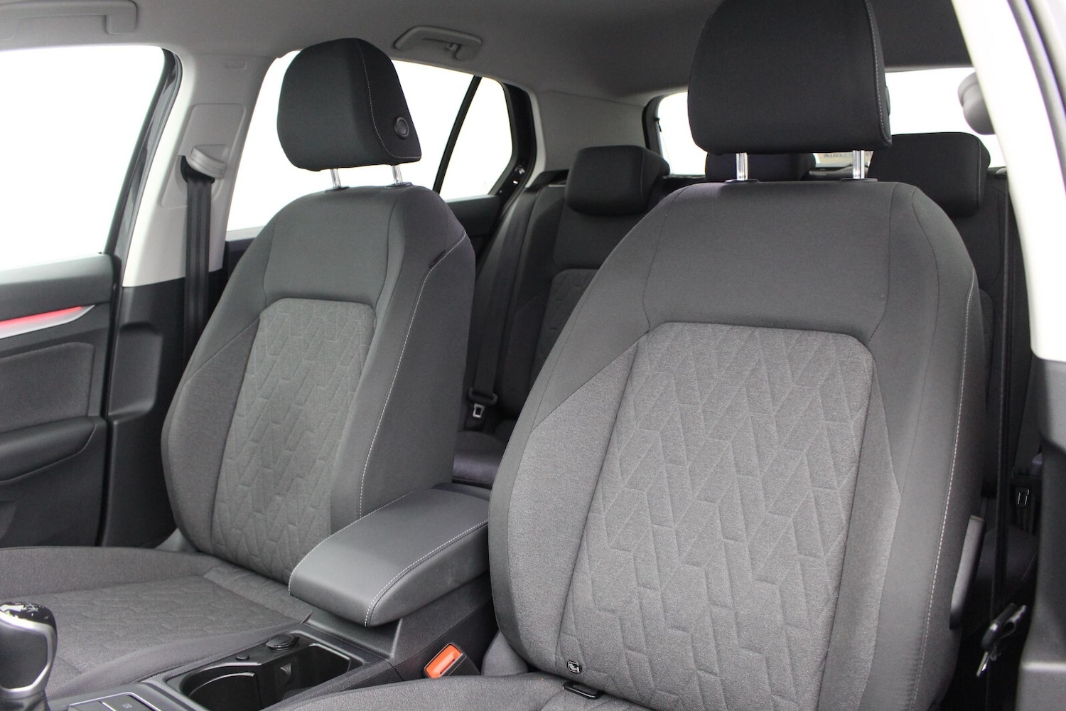 Used Volkswagen Golf 2025 for sale - 76984029: Photo 7