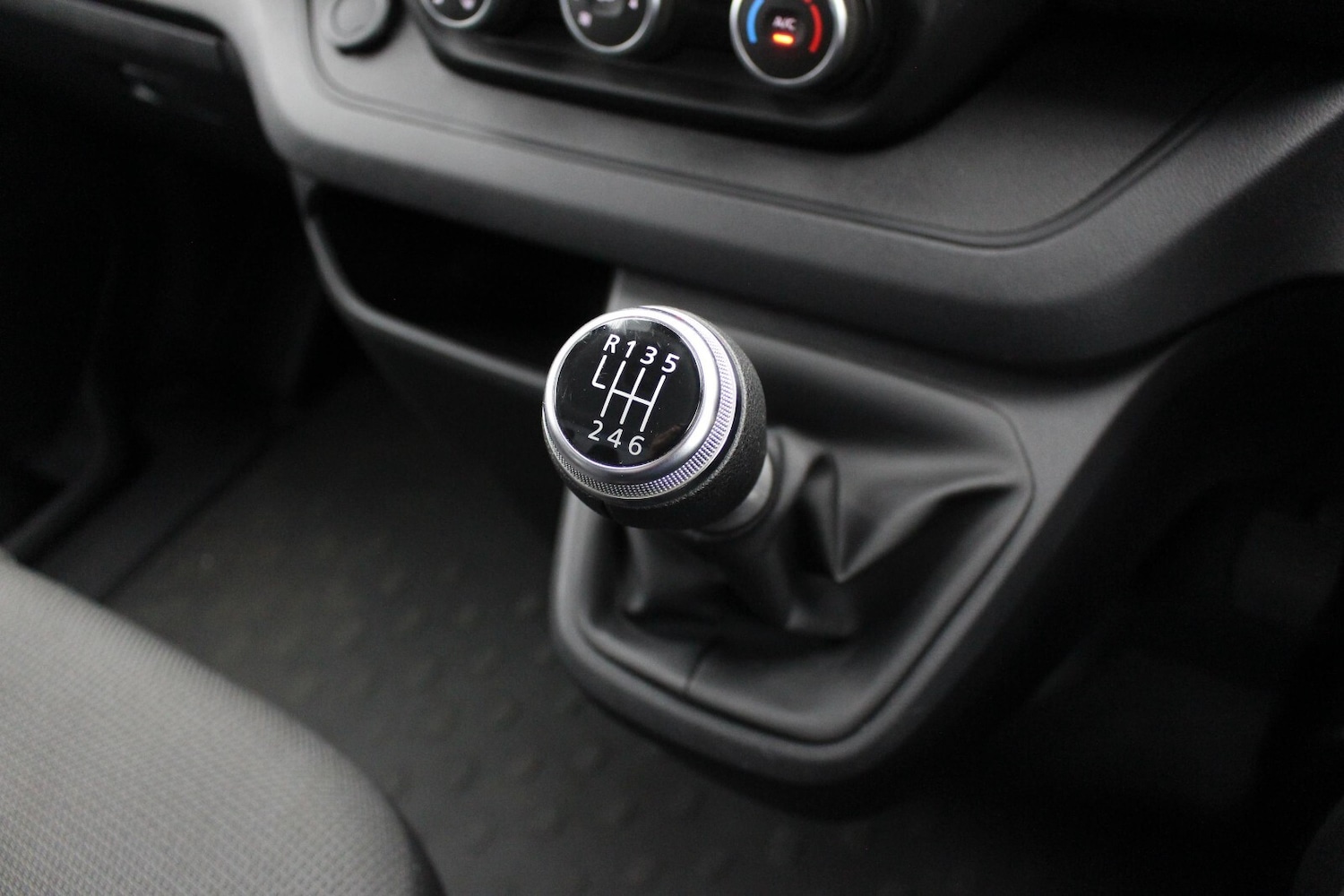 Used Renault Trafic 2024 for sale - 77917959: Photo 24