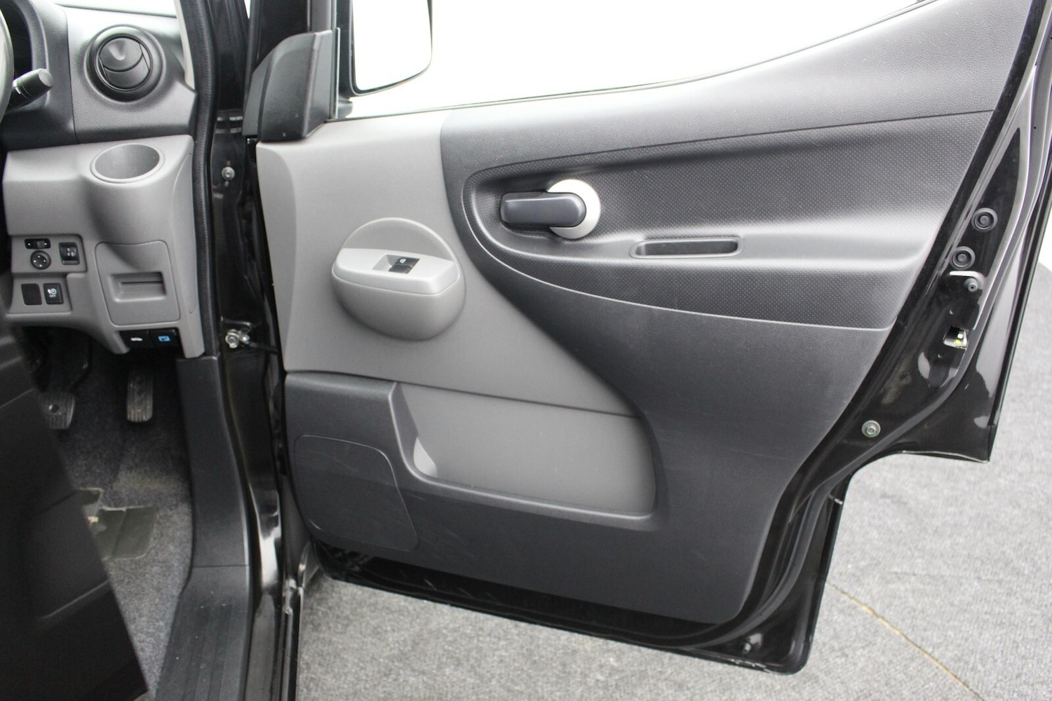 Vehicle 28