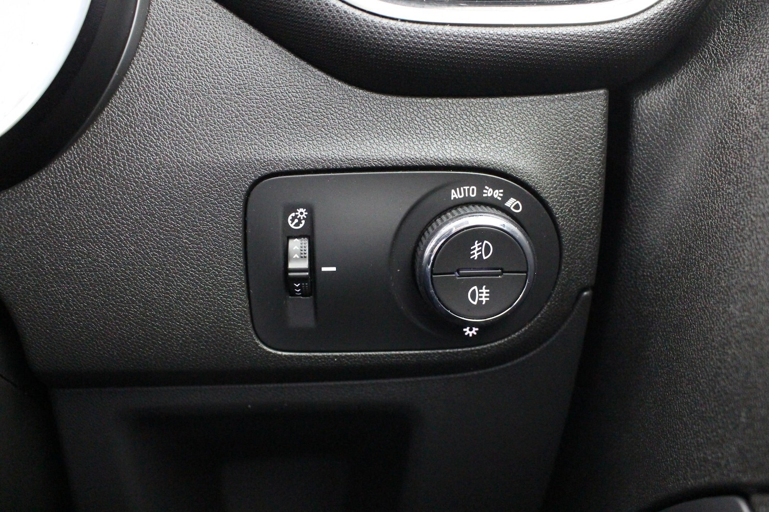 Used Vauxhall Crossland 2022 for sale - 76507603: Photo 21