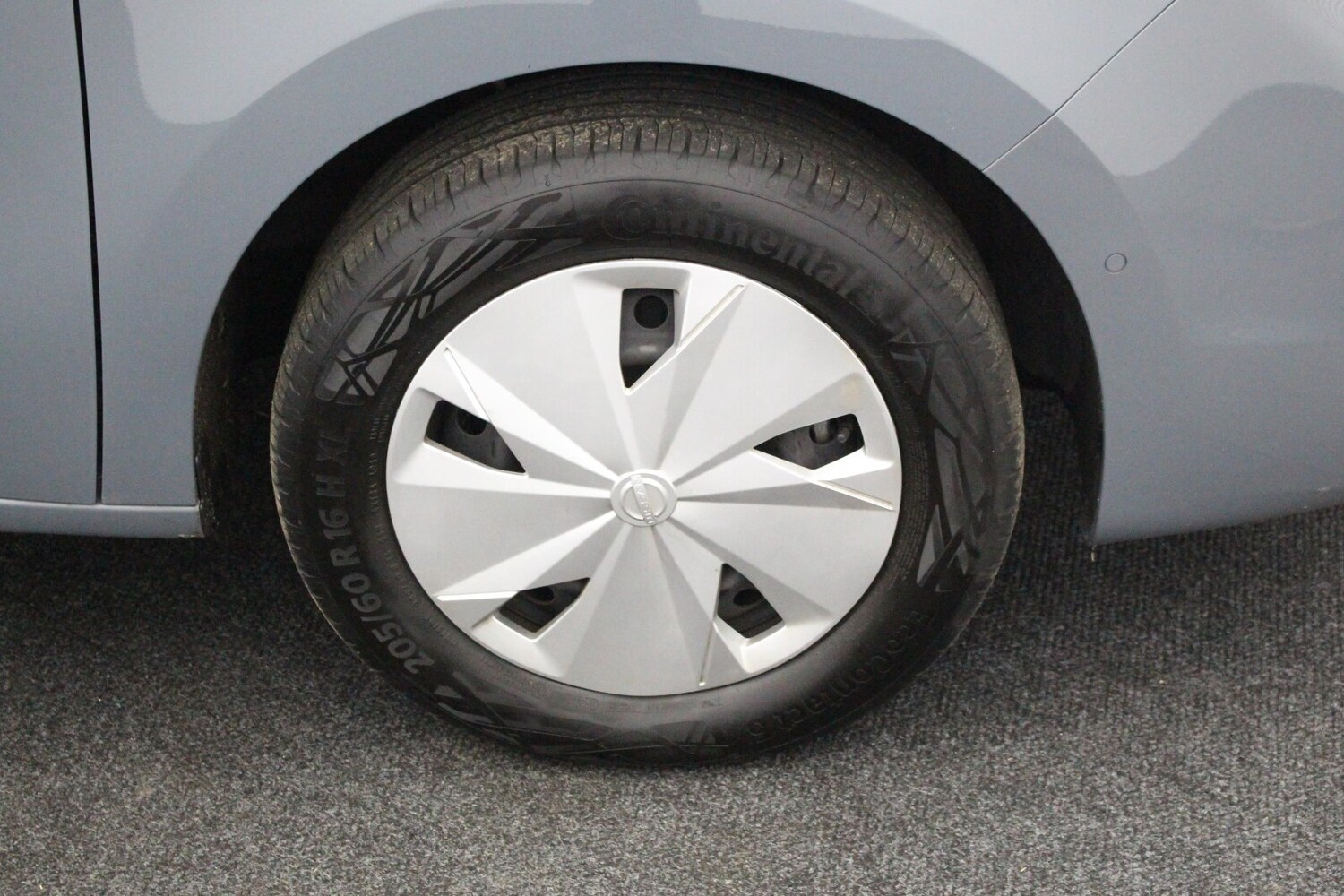 Vehicle 48