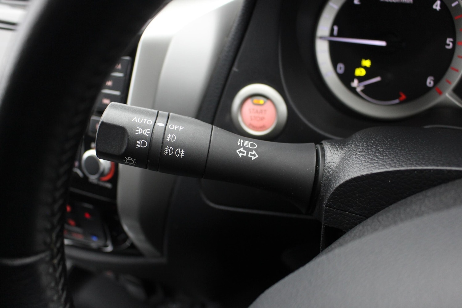 Used Nissan Navara 2021 for sale - 77063275: Photo 28