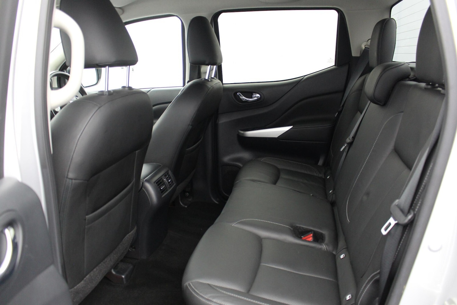 Used Nissan Navara 2021 for sale - 77063275: Photo 9