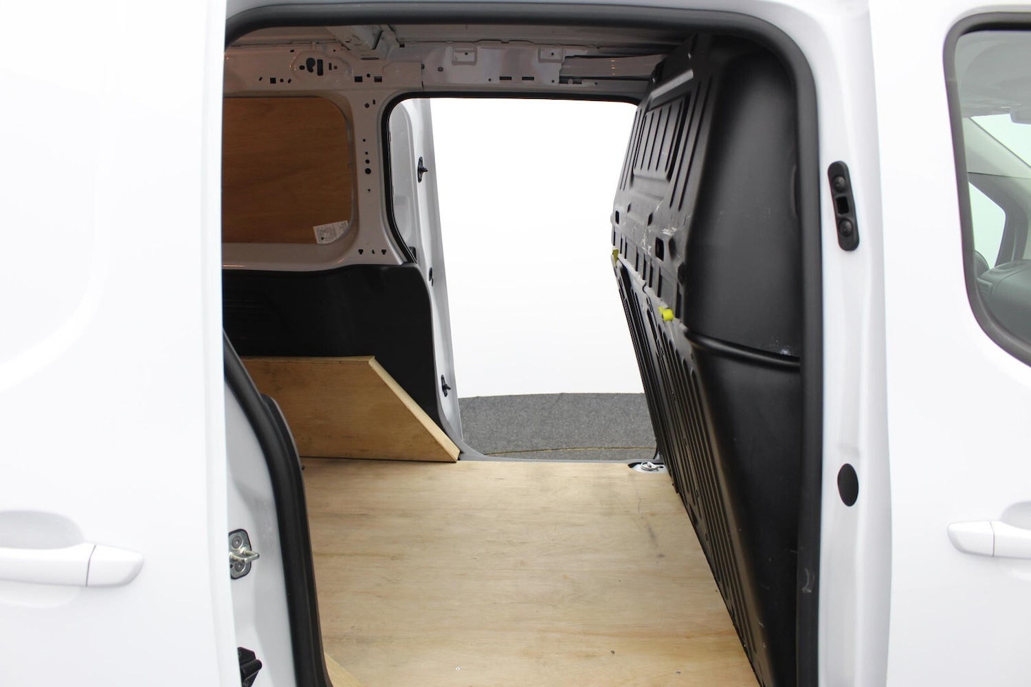 Used Citroen Berlingo 2024 for sale - 76302269: Photo 13