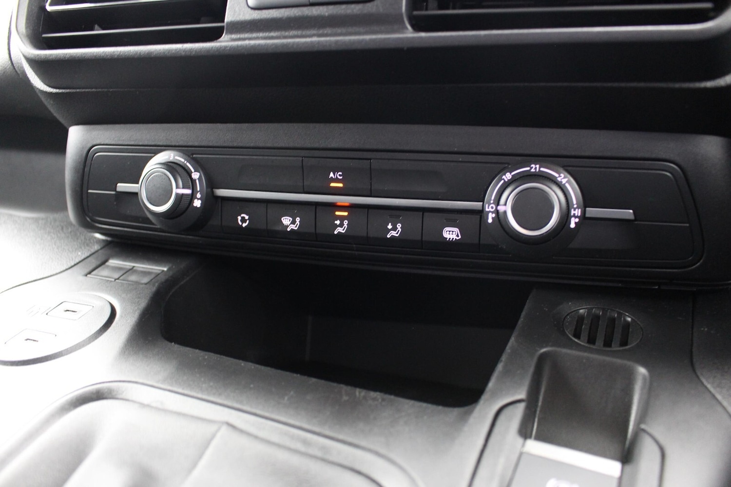 Used Citroen Berlingo 2024 for sale - 76302269: Photo 23