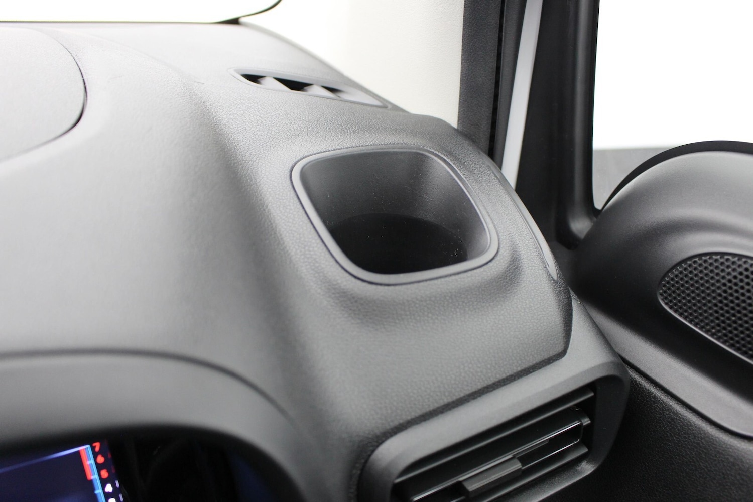 Used Citroen Berlingo 2024 for sale - 76302269: Photo 37