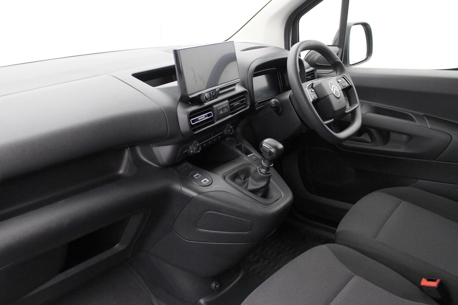 Used Citroen Berlingo 2024 for sale - 76302269: Photo 6